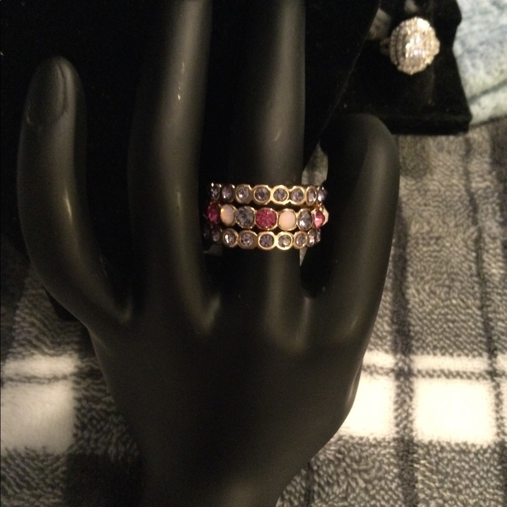 🔥🔥🤩Multi-Color 3 Band Ring 💍🔥🔥 - Picture 2 of 5